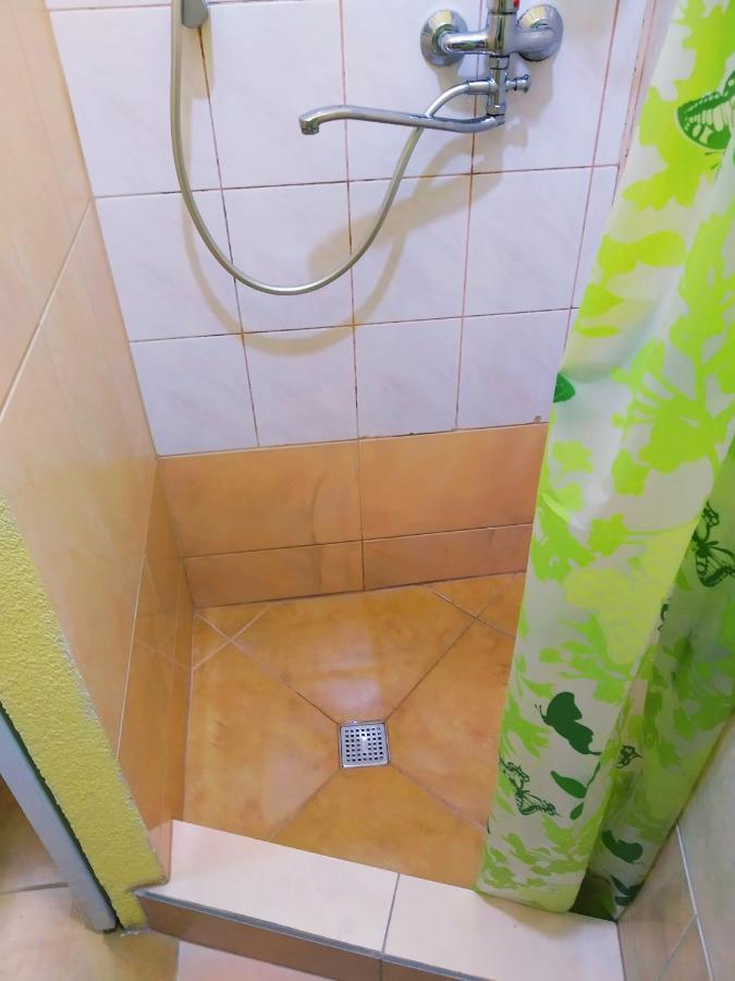 Lviv Appartment On Yaroslava Mudrogo 14 Eksteriør bilde